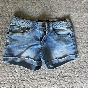 Lucky Brand kids jean shorts. Size 10